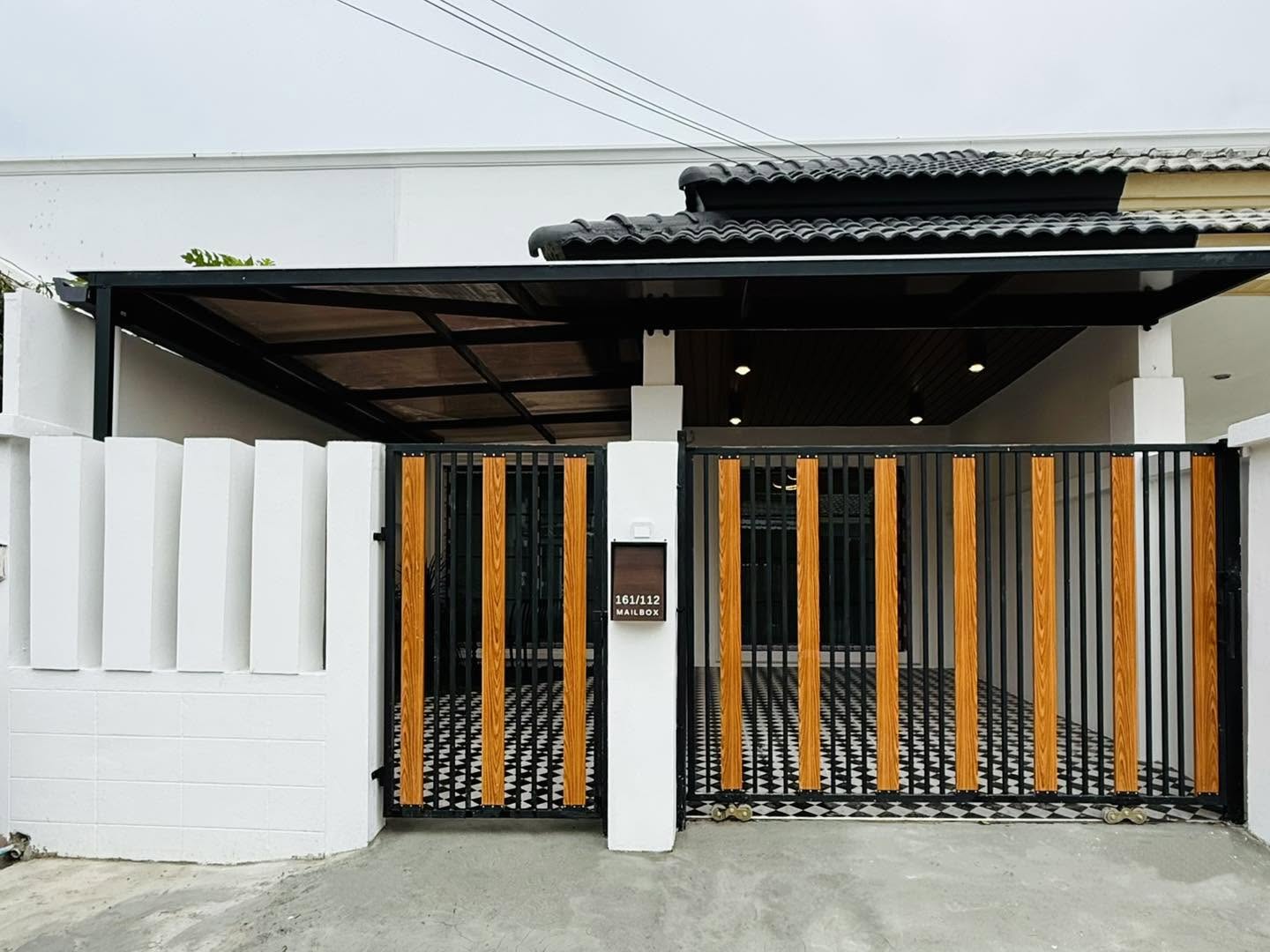 Townhouse · Ekmongkol Village 8