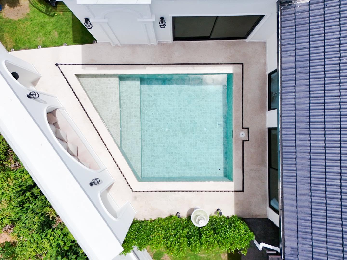 Pool Villa · Ekmongkol Village 1