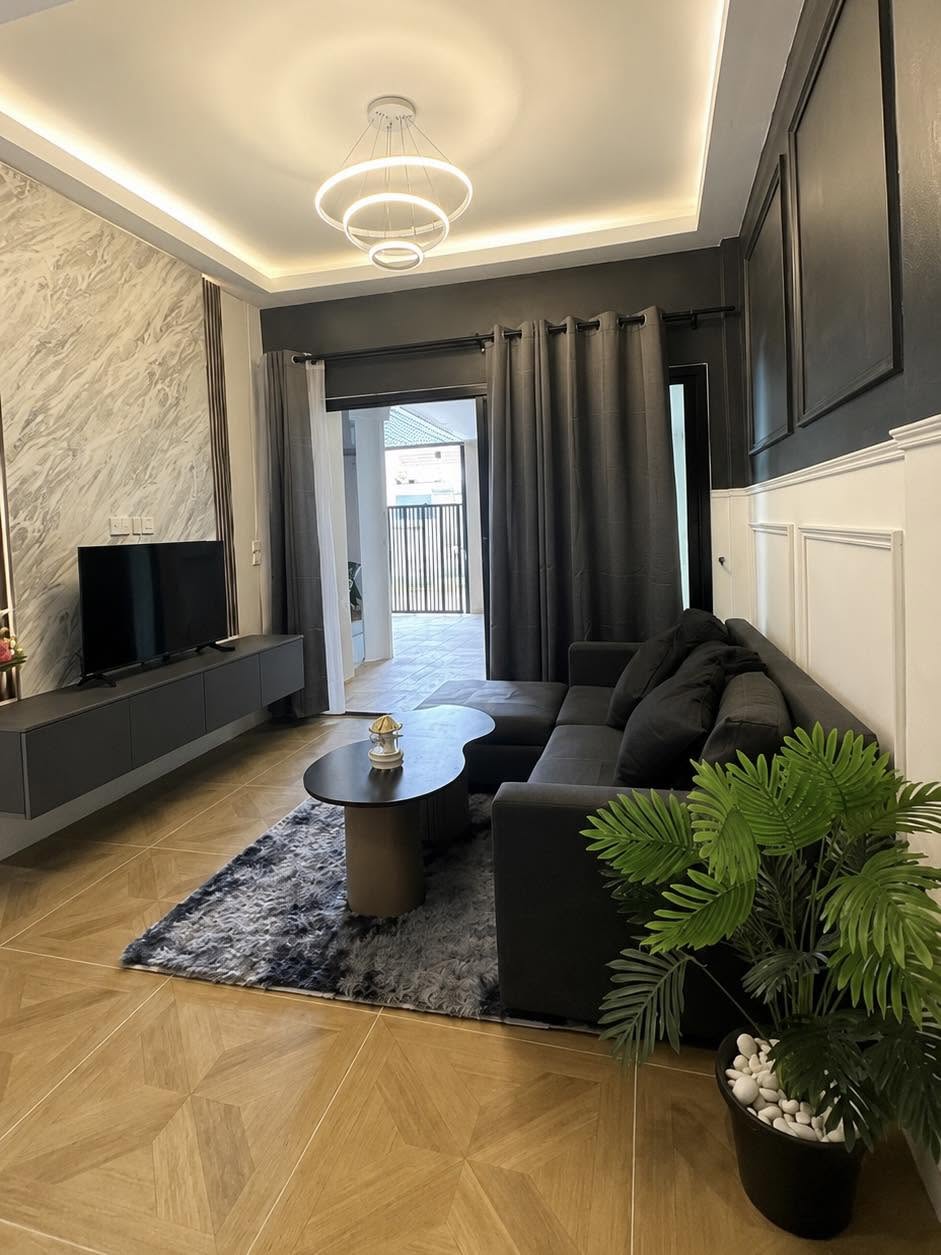 TCREK Real Estate — real photo 9