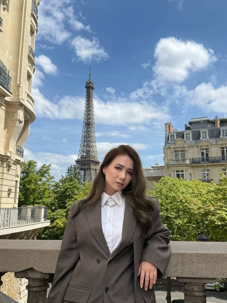 Alaya (Cream), co-owner of TCREK Real Estate